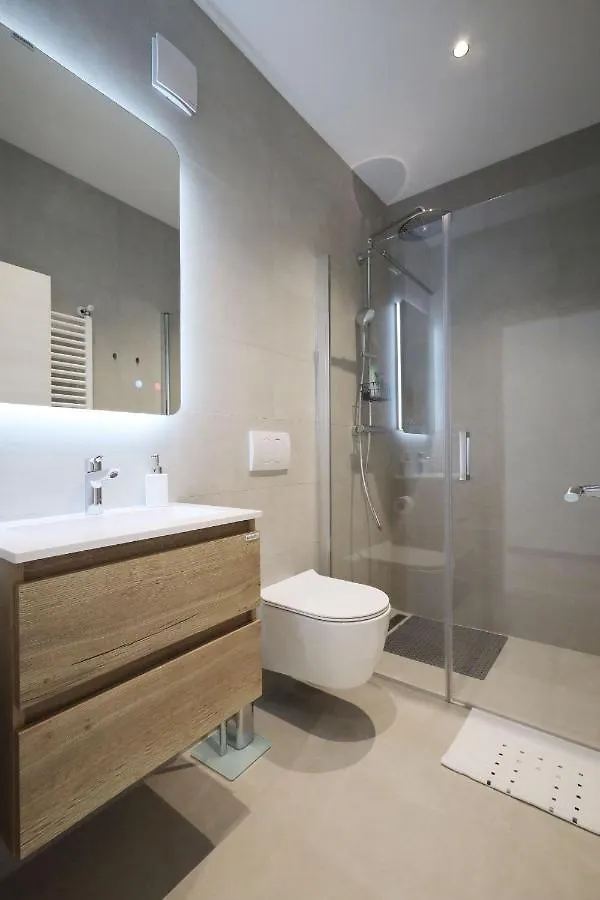 Apartments Maestral Medulin